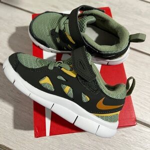 Nike Free Run 2 - Toddler Size 9C